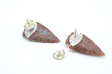 Load image into Gallery viewer, Arrow Head Red earrings
