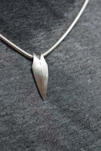 Talon pendant