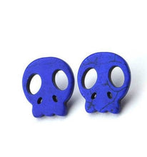 Load image into Gallery viewer, Howlite skull studs